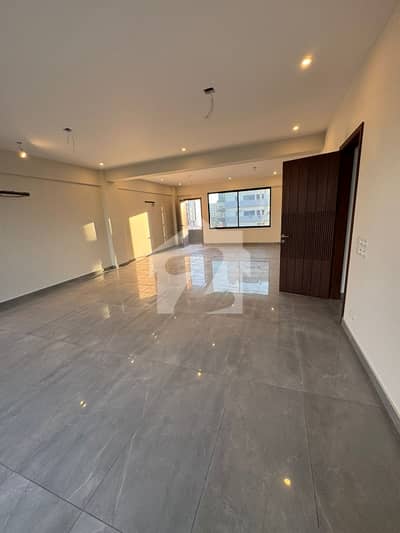 BUNGLOW FOR RENT  DHA PHASE 6 800 YARD