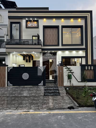 Bahria Nasheman 5.5 Marla Luxury Brand New Owner Build House Available for Sale