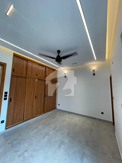 Luxurious Corner 5 Marla House Available For Sale Luxurious Corner 5 Marla House Available For Sale