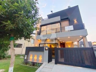 5 MARLA BEAUTIFUL HOUSE AVAILABLE FOR SALE IN HOT LOCATION 5 MARLA BEAUTIFUL HOUSE AVAILABLE FOR SALE IN HOT LOCATION
