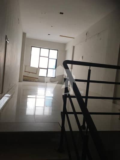 Tariq road 550 sqft shop for sale