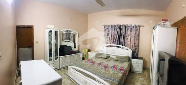GROUND PLUS 2 WEST OPEN CORNER HOUSE AVAILABLE FOR SALE AT PRIME LOCATION OF NORTH NAZIMABAD