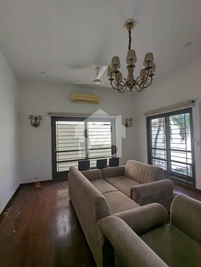 500 YARD 2 UNIT BUNGALOW FOR RENT  PHASE 7