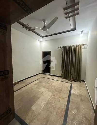 سوان گارڈن ۔ بلاک بی سوان گارڈن,اسلام آباد میں 2 کمروں کا 4 مرلہ فلیٹ 29.0 ہزار میں کرایہ پر دستیاب ہے۔