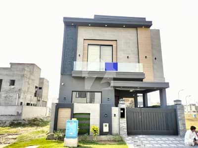 5 MARLA ULTRA MODERN HOUSE FOR SELL IN DHA 9 TOWN 5 MARLA ULTRA MODERN HOUSE FOR SELL IN DHA 9 TOWN