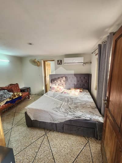 furnished mamati available for Rent for females only