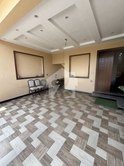 10 Marla Single Story House For Sale In 60ft Road
