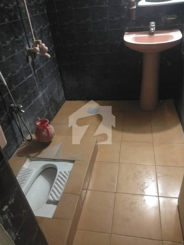 upper portion for rent i10/2 upper portion for rent i10/2