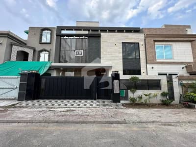 10.50 Marla Residential House For Sale In Jasmine Block, Nearby Commercial Market, School, Mosque and Health Care Canter