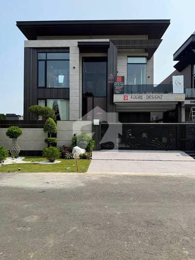 1-Kanal Fully Furnished Luxury House with 5 Master Bedrooms for Sale