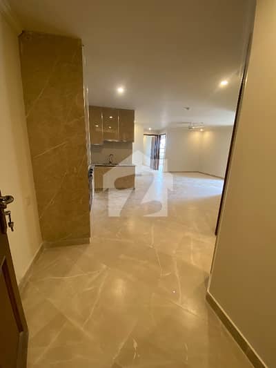3 Bedrooms Non Furnished On Sale In The Plazzo