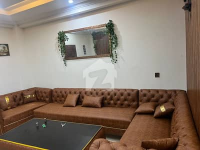 باڑیاں مری میں 1 کمرے کا 5 مرلہ فلیٹ 1.75 کروڑ میں برائے فروخت۔