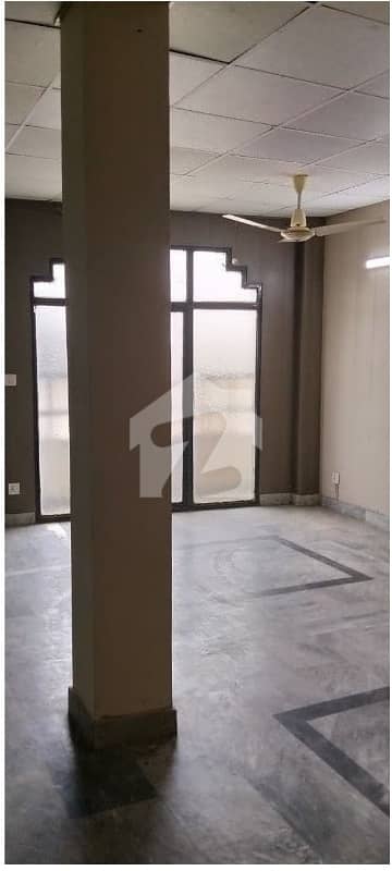 Brand New Office Area 920 Square Feet Available For Rent In Gulberg 3 Lahore