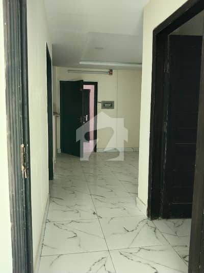 Luxury Apartment Available For Rent