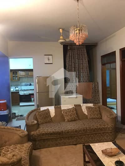 FOR SALE | LEASED HOUSE | 3 FLOORS | 8 BED TOTAL | BLOCK-13 | GULISTAN-E-JAUHAR | @ 6.5 CRORE