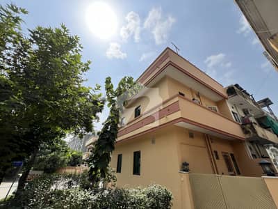 4 Marla Proper Corner Triple-Storey House For Rent G-11/3, Islamabad Single Unit Like New Brand House!