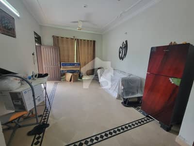 9 Marla Ground Portion Available For Rent In Margalla Town