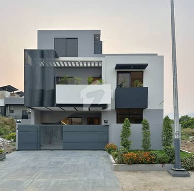 10 Marla Luxury Designer House For Sale In B17 Islamabad