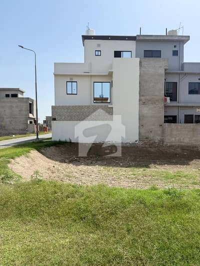 Stunning And Affordable Prime Location Residential Plot Available For Sale In Park View City - Silver Block