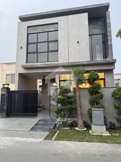 5 MARLA BRAND NEW HOUSE FOR SALE IN DHA 9 TOWN AT VERY HOT LOCATION