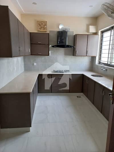 1 kanal beautiful upper portion available for rent in XX block DHA phase 3 near packages Mall Lahore.