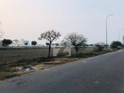 ڈی ایچ اے فیز 8 - بلاک یو ڈی ایچ اے فیز 8,ڈی ایچ اے ڈیفینس,لاہور میں 2 کنال رہائشی پلاٹ 11.5 کروڑ میں برائے فروخت۔ ڈی ایچ اے فیز 8 - بلاک یو ڈی ایچ اے فیز 8,ڈی ایچ اے ڈیفینس,لاہور میں 2 کنال رہائشی پلاٹ 11.5 کروڑ میں برائے فروخت۔