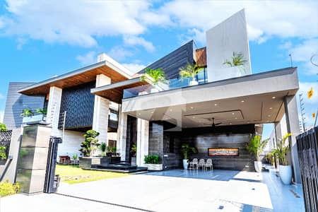 2-Kanal Luxury Modern House With Pool At Top Location Near Raya Fairways