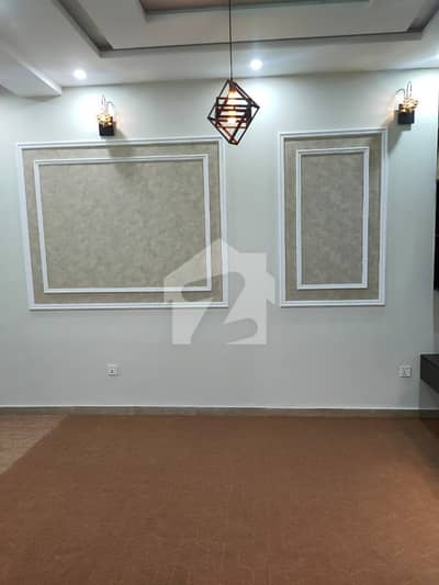 Paragon City Lahore Imperial Garden 12 Marla Portion For Rent Lower Portion Lock  With Gass Near Park Comm Masjid School