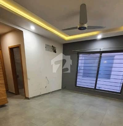 House Of 1 Kanal Is Available For sale In E-11/3 House Of 1 Kanal Is Available For sale In E-11/3