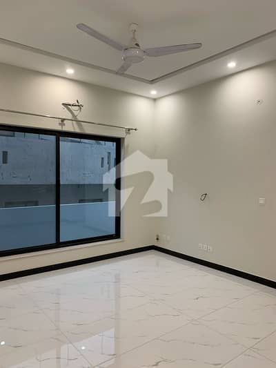 20 Marla House Is Available In E-11 For Sale 20 Marla House Is Available In E-11 For Sale