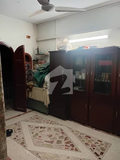 HOUSE FOR SALE BLOCK 16