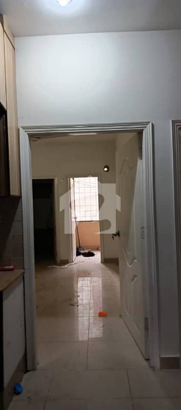 APARTMENT FOR RENT BIG BUKHARI COMMERCIAL NEAR MASTER JUICE 2ND FLOOR