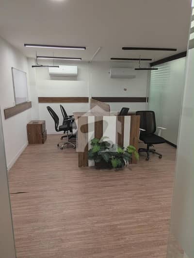 اتحاد کمرشل ایریا ڈی ایچ اے فیز 6,ڈی ایچ اے ڈیفینس,کراچی میں 5 مرلہ Studio دفتر 1.85 لاکھ میں کرایہ پر دستیاب ہے۔