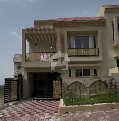Solid Construction 5 Marla Modern House Available for Sale in Bahria Town Phase 8 Solid Construction 5 Marla Modern House Available for Sale in Bahria Town Phase 8
