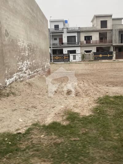 Residential 5 Marla Plot For Sale In Park View City