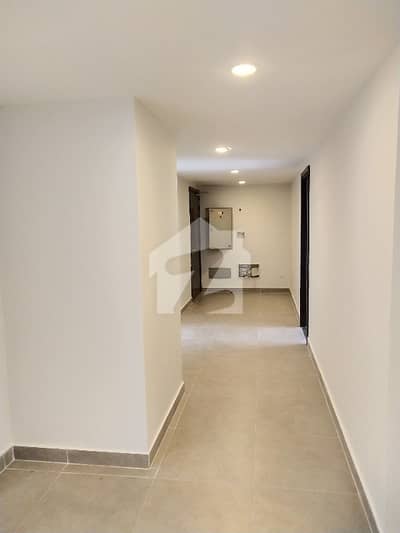 Sea Facing 2 Beds Plus Powder And Maid Full Size Emaar Flat For Sale Sea Facing 2 Beds Plus Powder And Maid Full Size Emaar Flat For Sale