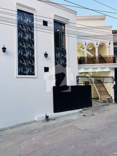 9 Marla Corner House for Sale in Imran Khan Chowk Bani Gala 9 Marla Corner House for Sale in Imran Khan Chowk Bani Gala