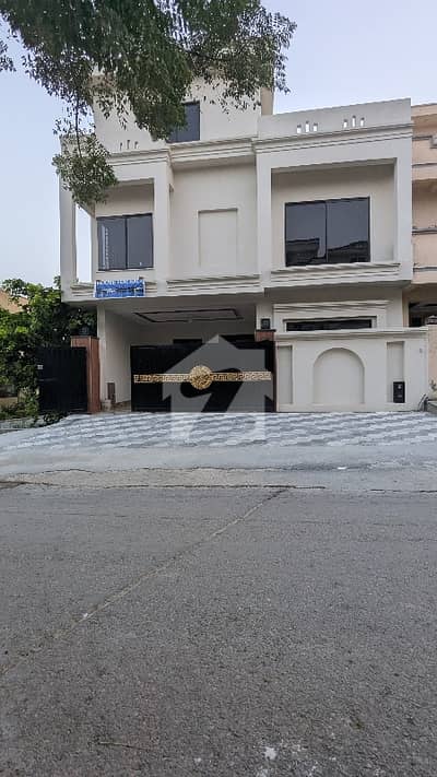 7 Marla Double Unit House For Sale 7 Marla Double Unit House For Sale