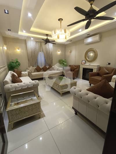 Chance Deal 300yards Slightly Used Fully Furnished Bungalow In Dha Phase 7