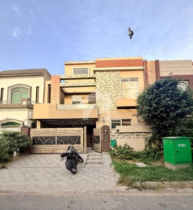 بحریہ ٹاؤن عمر بلاک بحریہ ٹاؤن سیکٹر B,بحریہ ٹاؤن,لاہور میں 3 کمروں کا 8 مرلہ بالائی پورشن 1.2 لاکھ میں کرایہ پر دستیاب ہے۔ بحریہ ٹاؤن عمر بلاک بحریہ ٹاؤن سیکٹر B,بحریہ ٹاؤن,لاہور میں 3 کمروں کا 8 مرلہ بالائی پورشن 1.2 لاکھ میں کرایہ پر دستیاب ہے۔