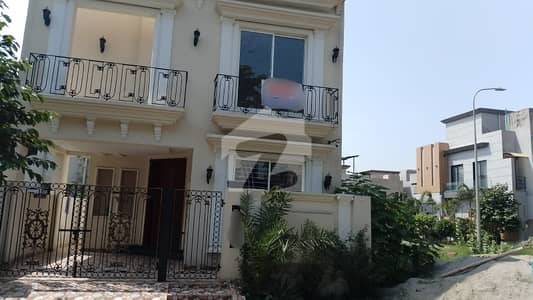 5 Marla House for Rent | 3 Bed 4 Bath | DHA Phase 9 Town