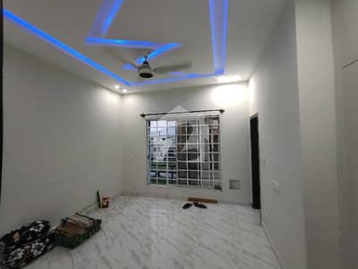 7 Marla Double Unit House Available For Rent In Umer Block