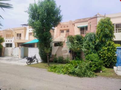 PRIME LOCATION 10 MARLA 4 BEDROOM HOUSE FOR SALE IN DHA PHASE 5 BLOCK JJ