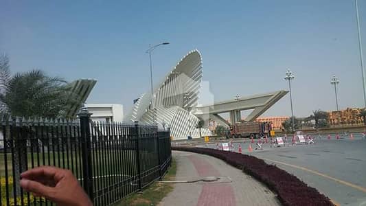 او ایل سی ۔ بلاک اے اوورسیز لو کاسٹ,بحریہ آرچرڈ فیز 2,بحریہ آرچرڈ,لاہور میں 6 مرلہ رہائشی پلاٹ 83.0 لاکھ میں برائے فروخت۔