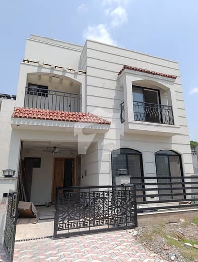 Park View City Islamabad 5 Marla House Available For Rent