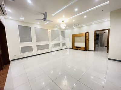 10 Marla Upper Portion For Rent