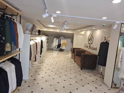 فورٹرس اسٹیڈیم کینٹ,لاہور میں 3 مرلہ Studio دکان 2.75 کروڑ میں برائے فروخت۔
