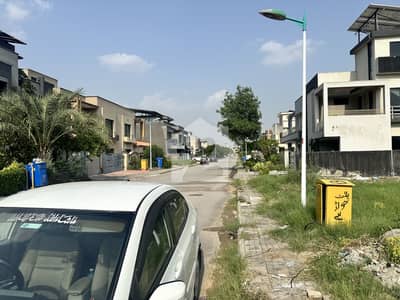 Plot No 14 Size 13 Marla Near To Expressway