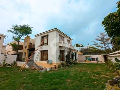Prime Location 1500 Square Yards House Is Available In DHA Phase 6