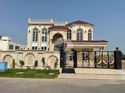 One Kanal Luxurious House For Sale In Dha Multan Sector M